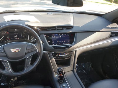 2023 Cadillac XT5 Luxury