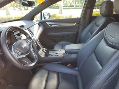 2023 Cadillac XT5 Luxury