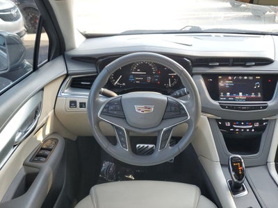 2018 Cadillac XT5 Luxury FWD