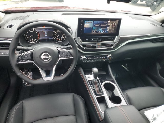 2025 Nissan Altima SR FWD