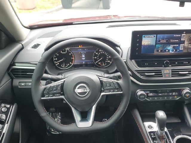 2025 Nissan Altima SR FWD