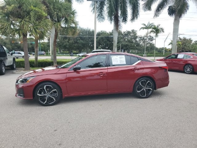 2025 Nissan Altima SR FWD
