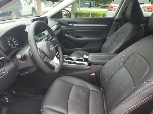 2025 Nissan Altima SR FWD