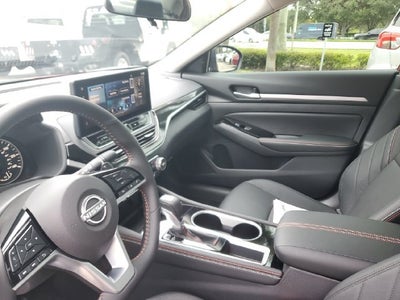 2025 Nissan Altima SR FWD