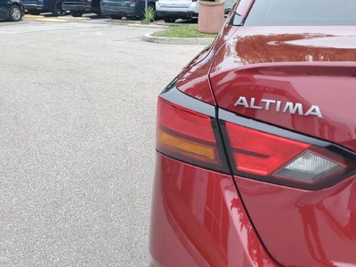 2025 Nissan Altima SR FWD