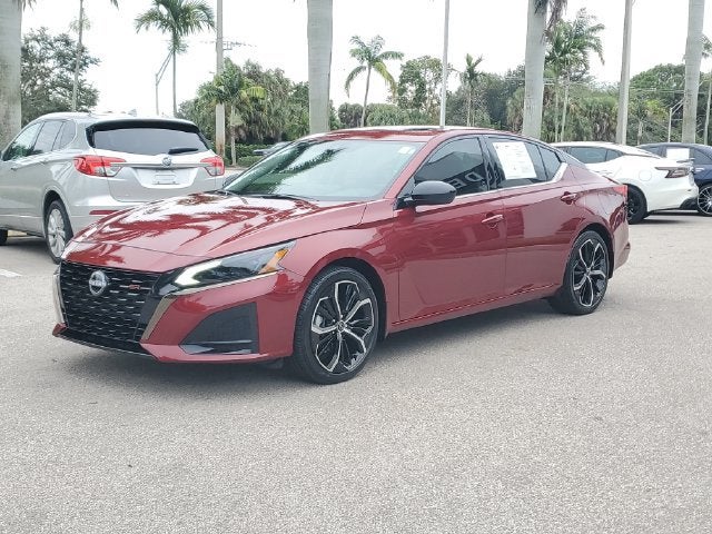 2025 Nissan Altima SR FWD