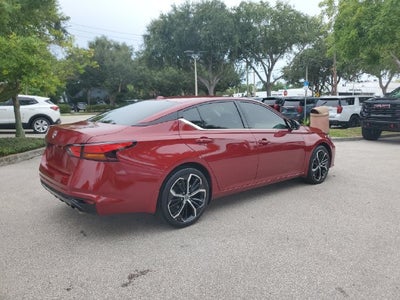 2025 Nissan Altima SR FWD