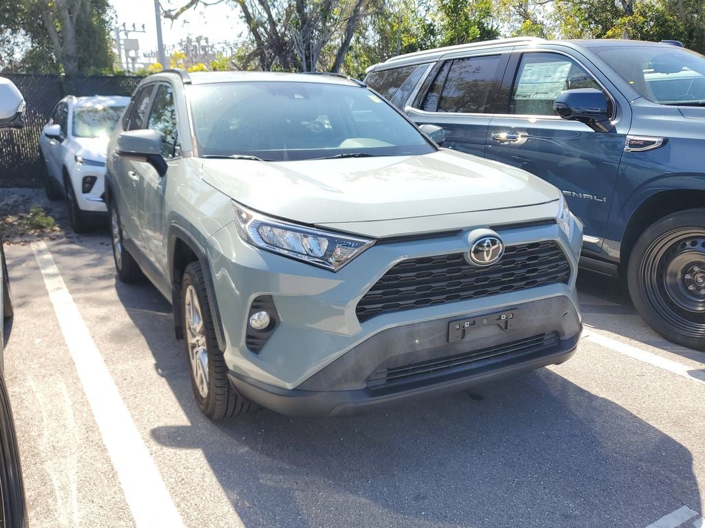2020 Toyota RAV4 XLE Premium