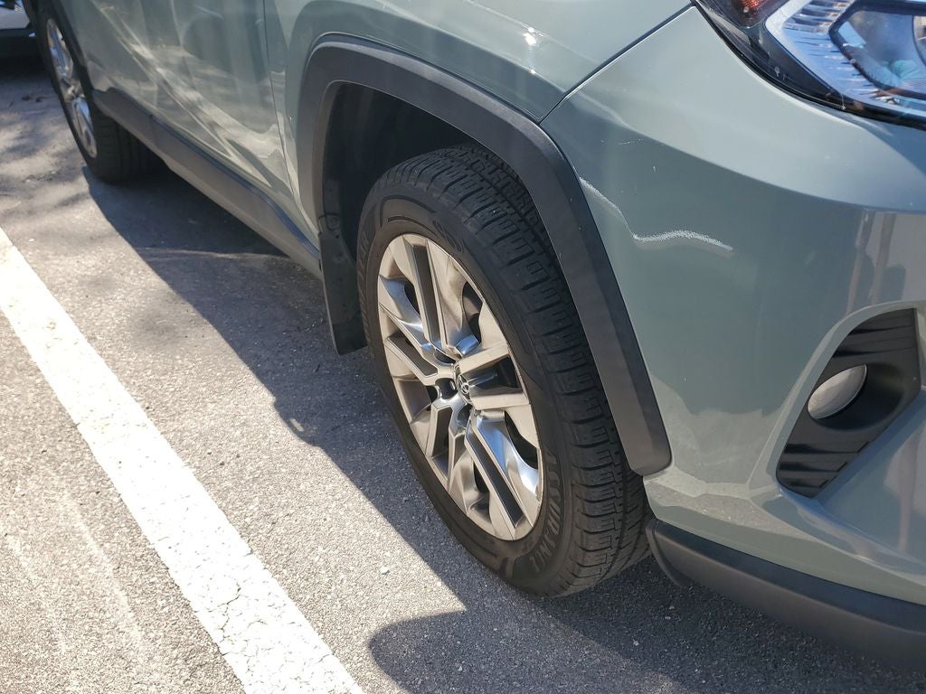 2020 Toyota RAV4 XLE Premium