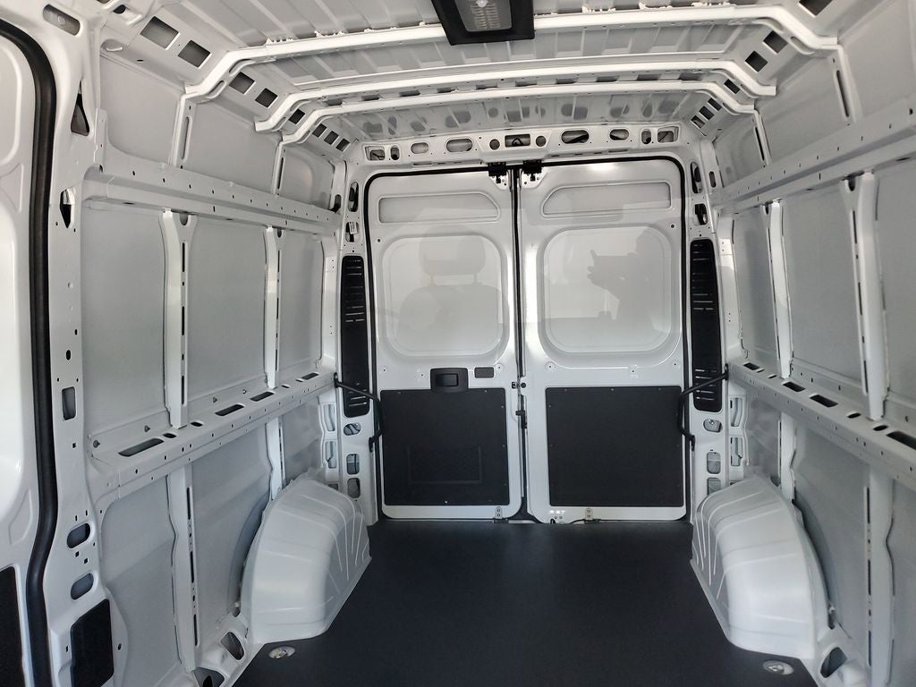 2026 RAM ProMaster Cargo Van SLT