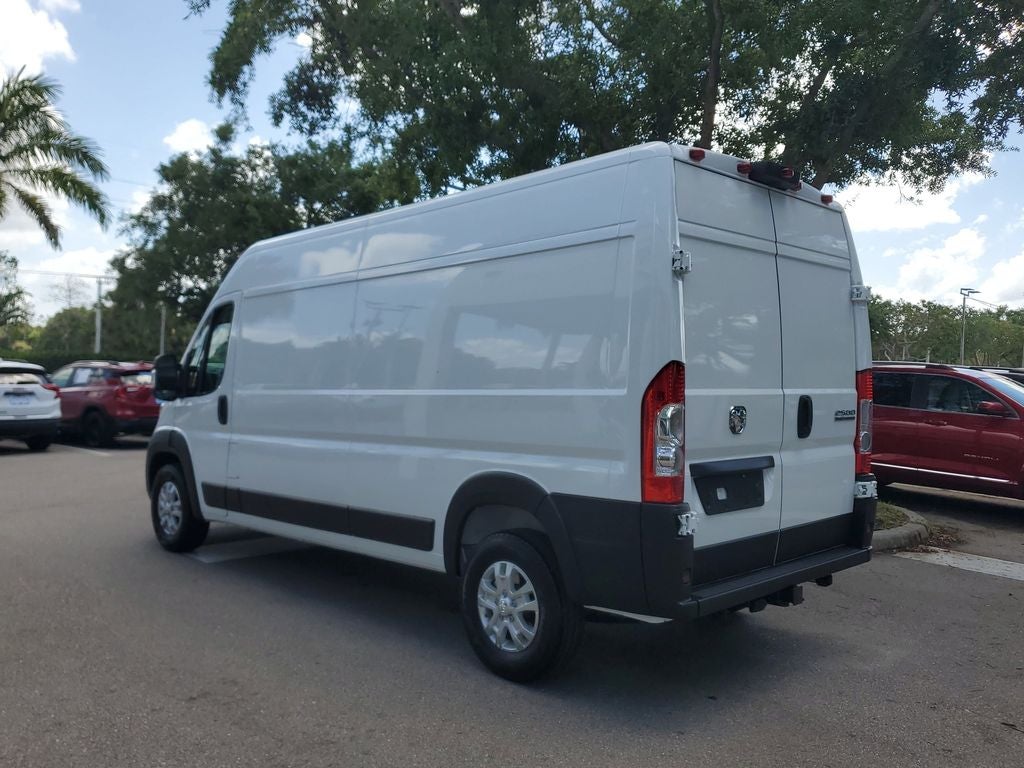 2026 RAM ProMaster Cargo Van SLT