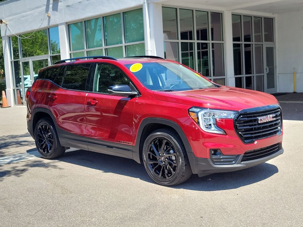 2023 GMC Terrain SLT