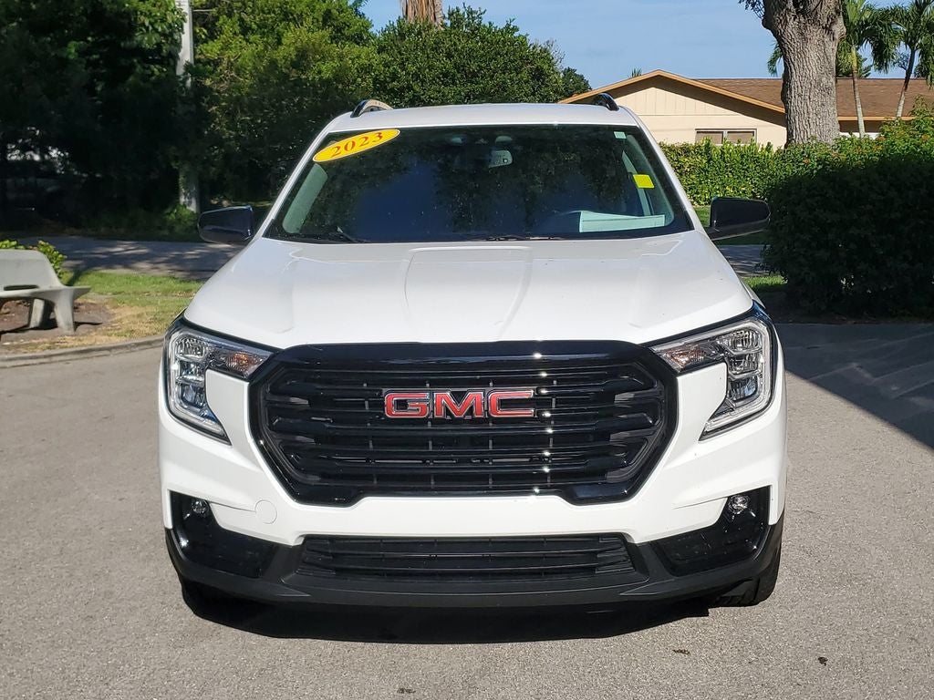 2023 GMC Terrain SLT