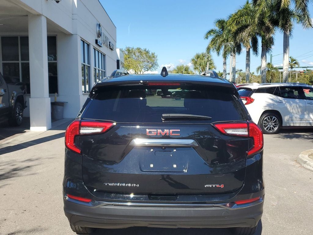 2023 GMC Terrain AT4