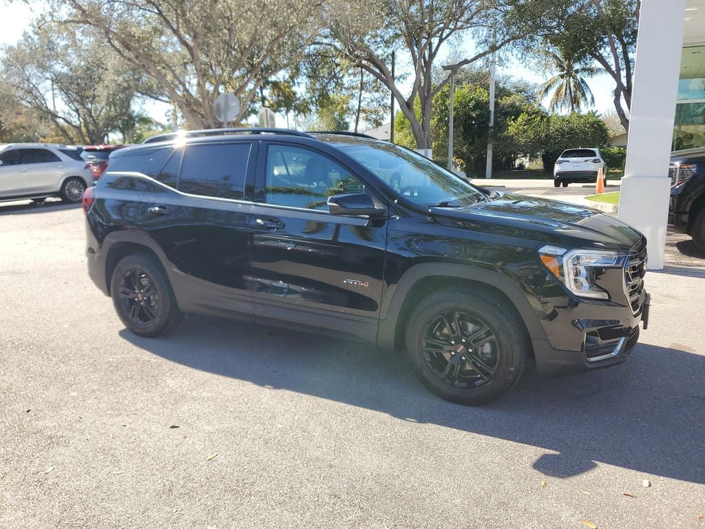 2023 GMC Terrain AT4