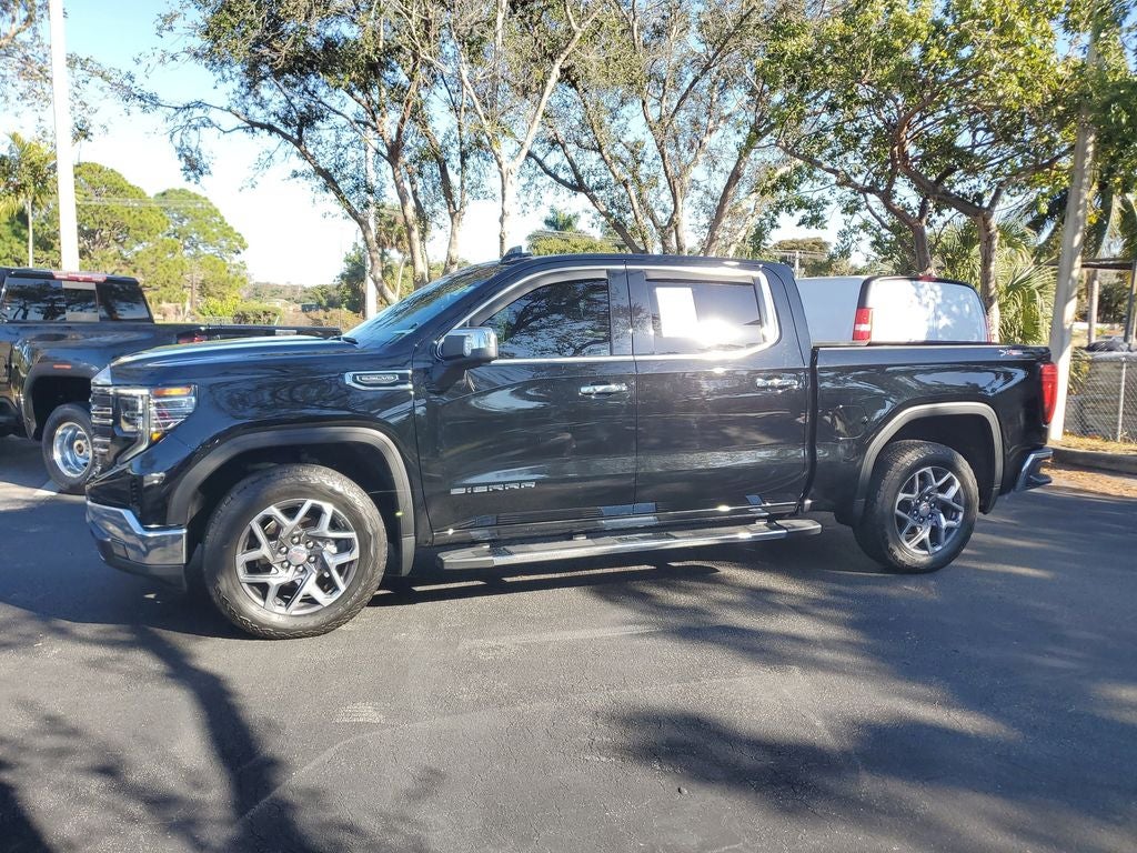 2022 GMC Sierra 1500 SLT