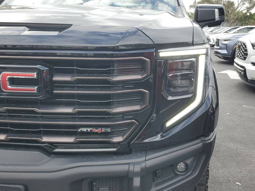 2025 GMC Sierra 1500 AT4X