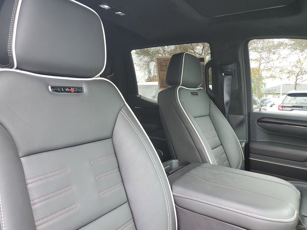 2025 GMC Sierra 1500 AT4X