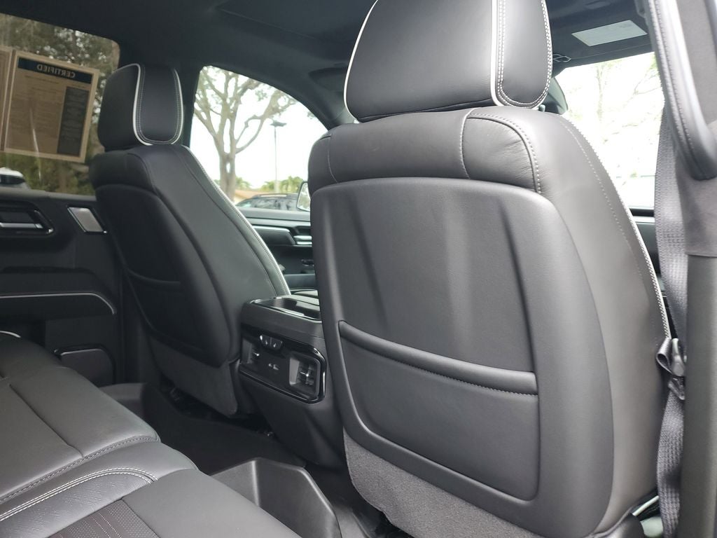 2025 GMC Sierra 1500 AT4X