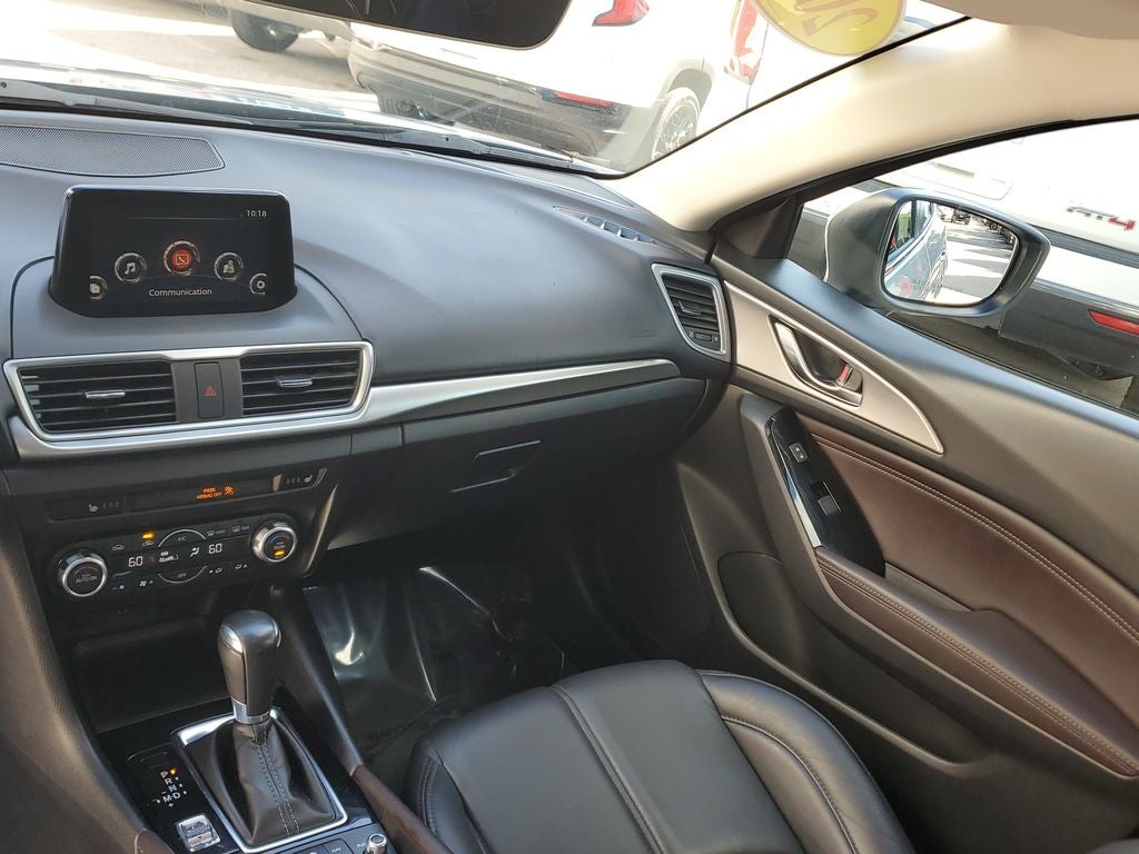 2018 Mazda Mazda3 Hatchback Touring
