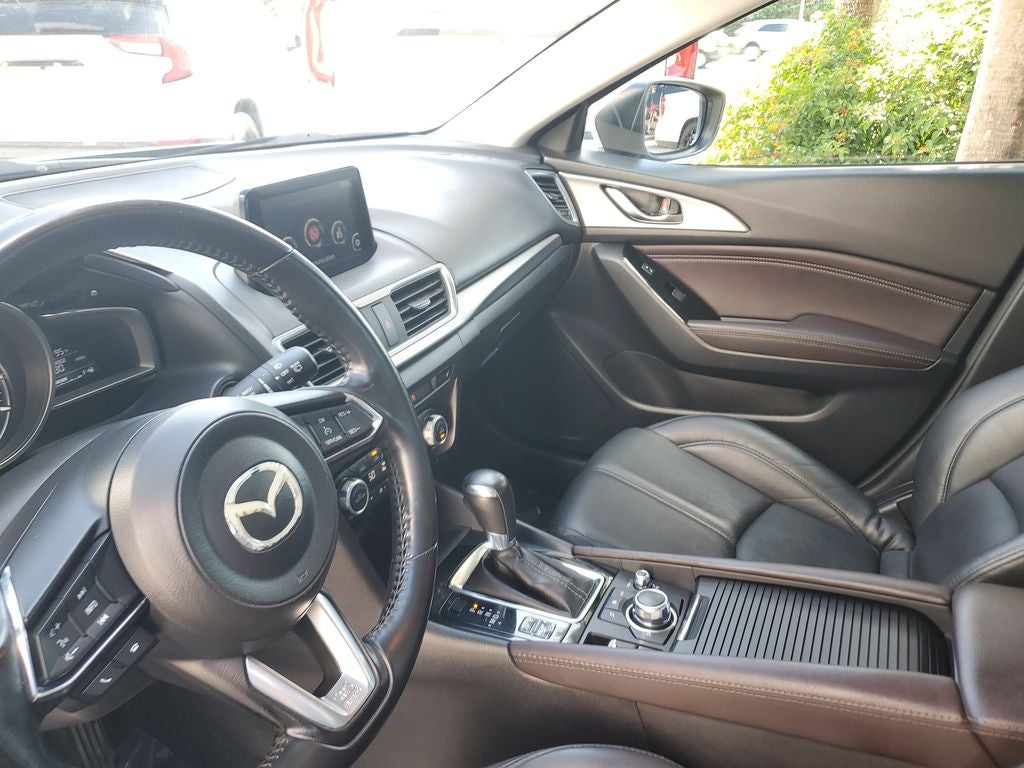 2018 Mazda Mazda3 Hatchback Touring
