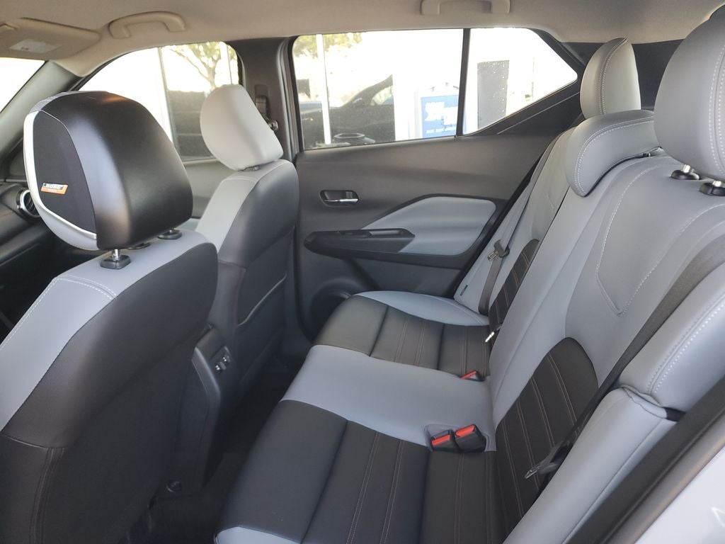 2023 Nissan Kicks SR Xtronic CVT