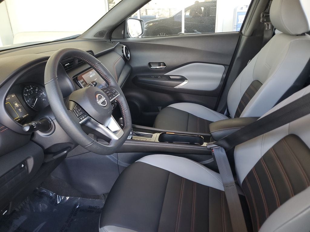 2023 Nissan Kicks SR Xtronic CVT