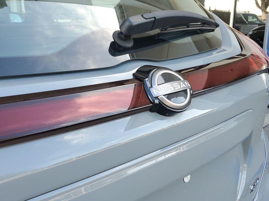 2023 Nissan Kicks SR Xtronic CVT