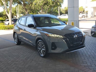 2023 Nissan Kicks SR Xtronic CVT