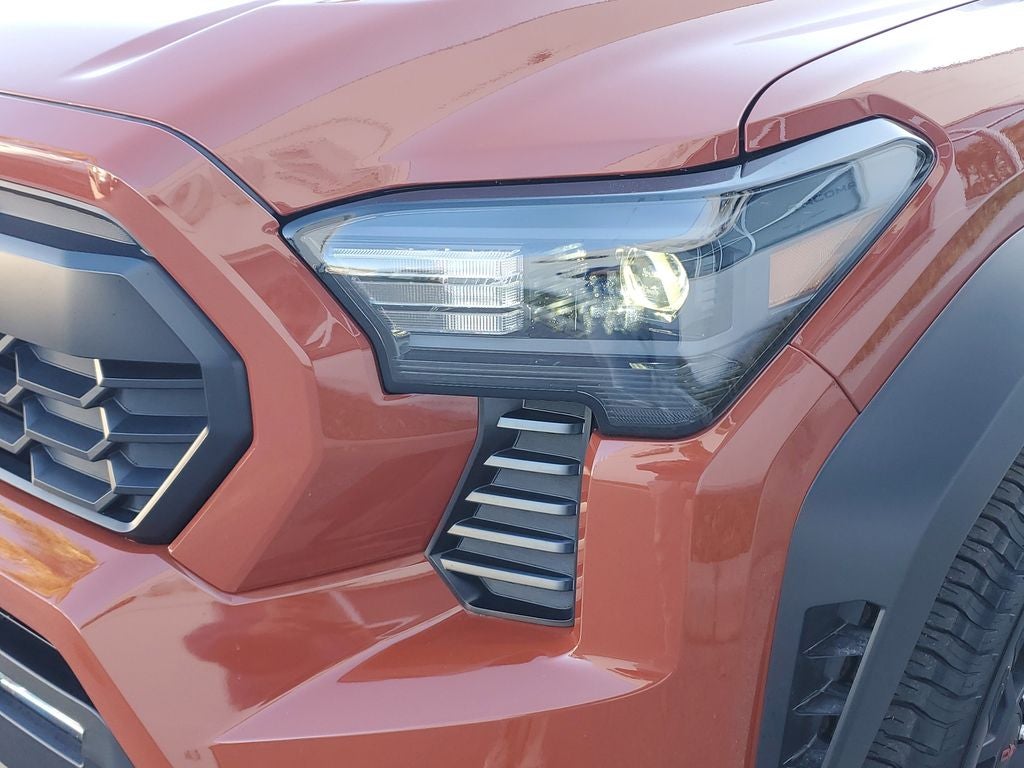 2025 Toyota Tacoma 4WD SR