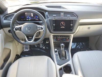 2023 Volkswagen Tiguan SE R-Line Black