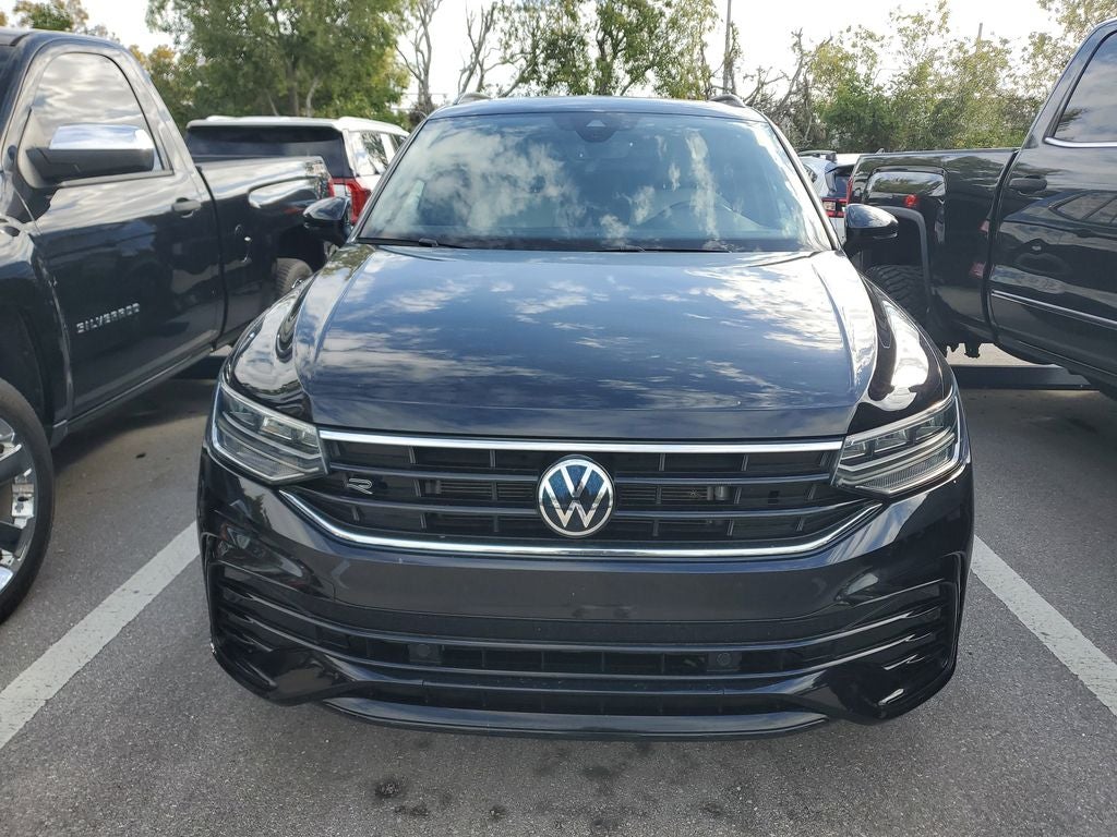 2023 Volkswagen Tiguan SE R-Line Black
