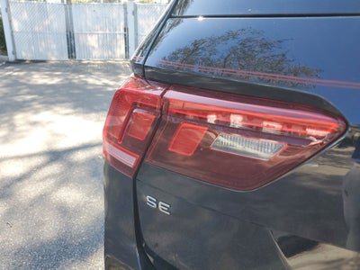 2023 Volkswagen Tiguan SE R-Line Black