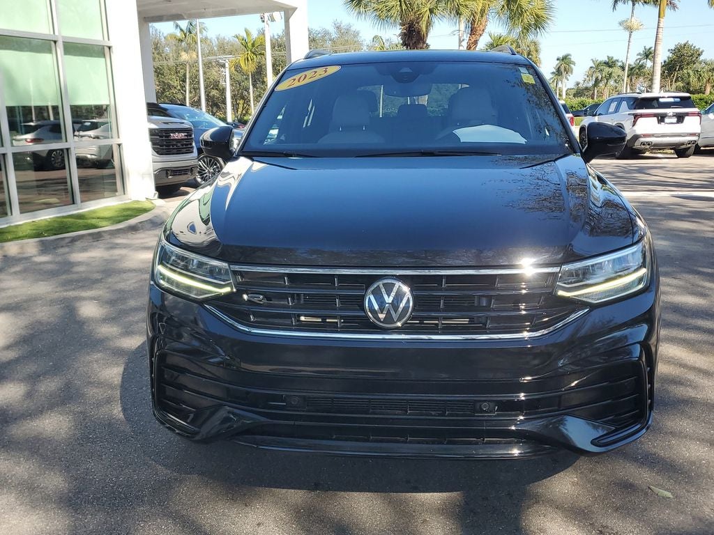 2023 Volkswagen Tiguan SE R-Line Black