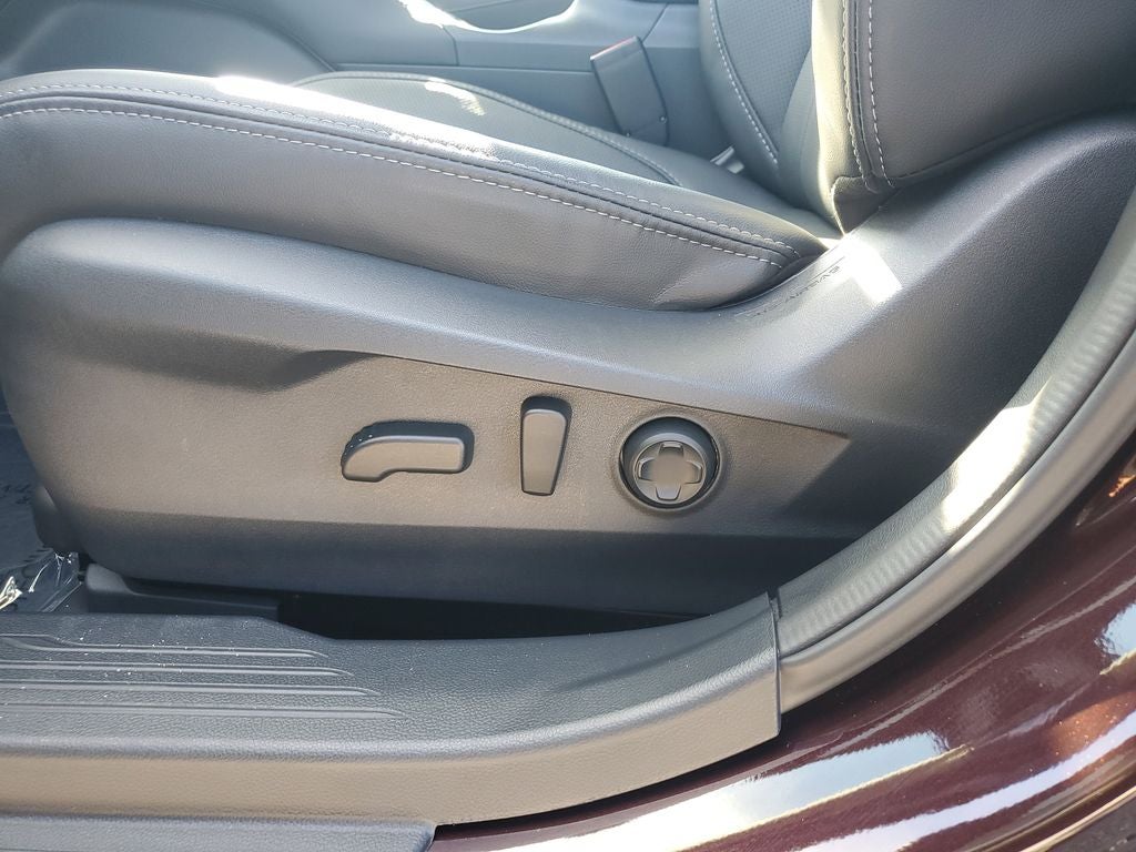 2025 Subaru Outback Touring