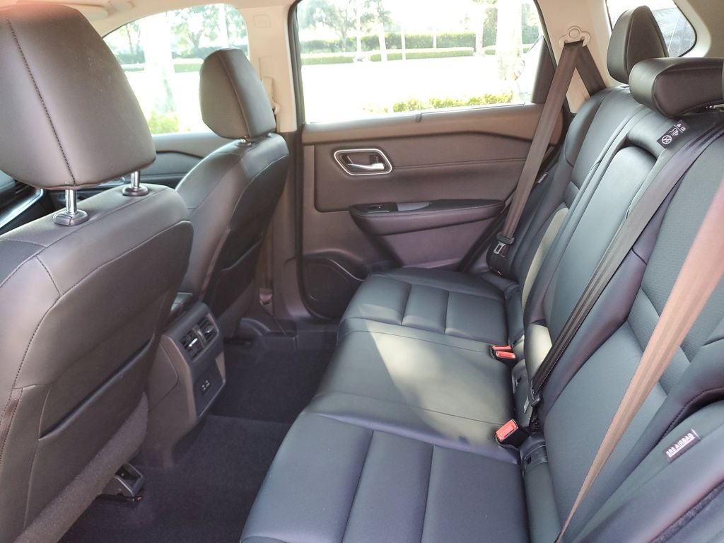 2021 Nissan Rogue SV FWD