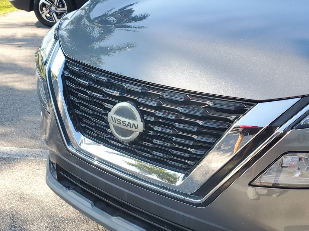 2021 Nissan Rogue SV FWD
