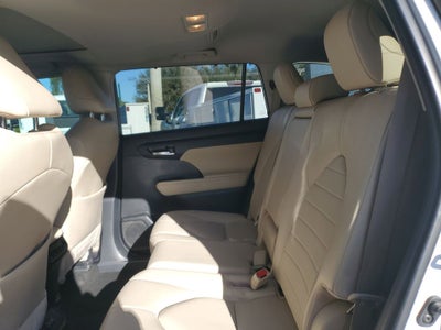 2023 Toyota Highlander L