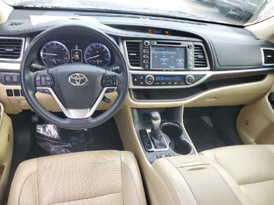 2016 Toyota Highlander Limited V6