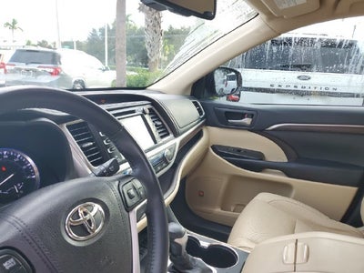 2016 Toyota Highlander Limited V6