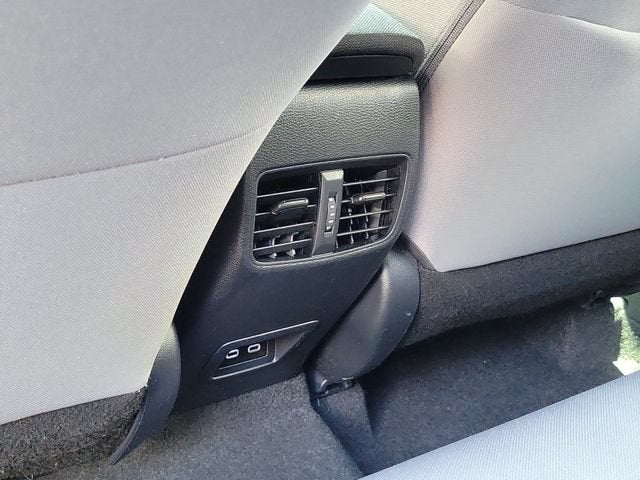 2024 Toyota Corolla Cross Hybrid SE