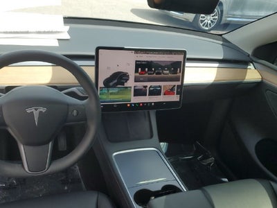 2025 Tesla Model Y Long Range