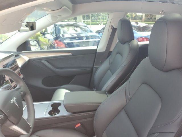 2025 Tesla Model Y Long Range