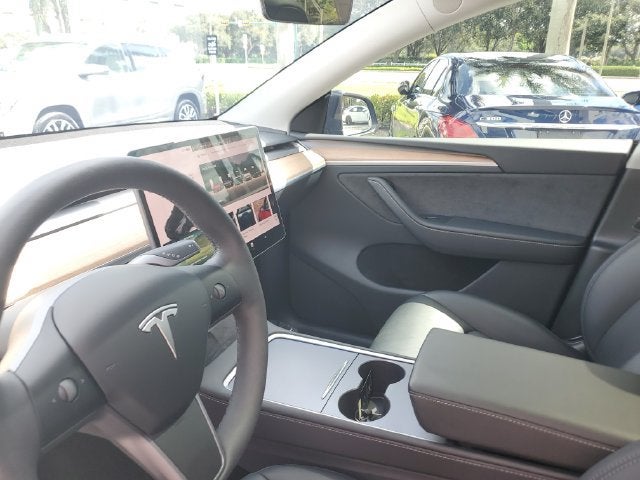 2025 Tesla Model Y Long Range