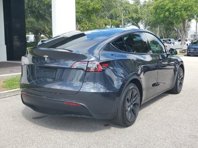 2025 Tesla Model Y Long Range