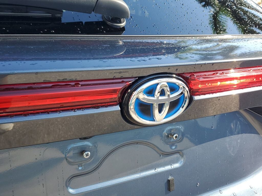 2021 Toyota Venza LE