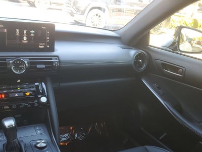 2024 Lexus IS IS 350 F SPORT Design