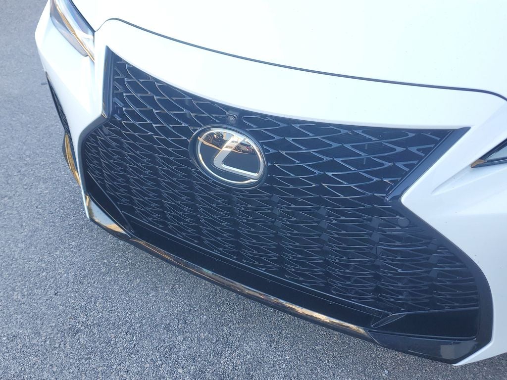 2024 Lexus IS IS 350 F SPORT Design