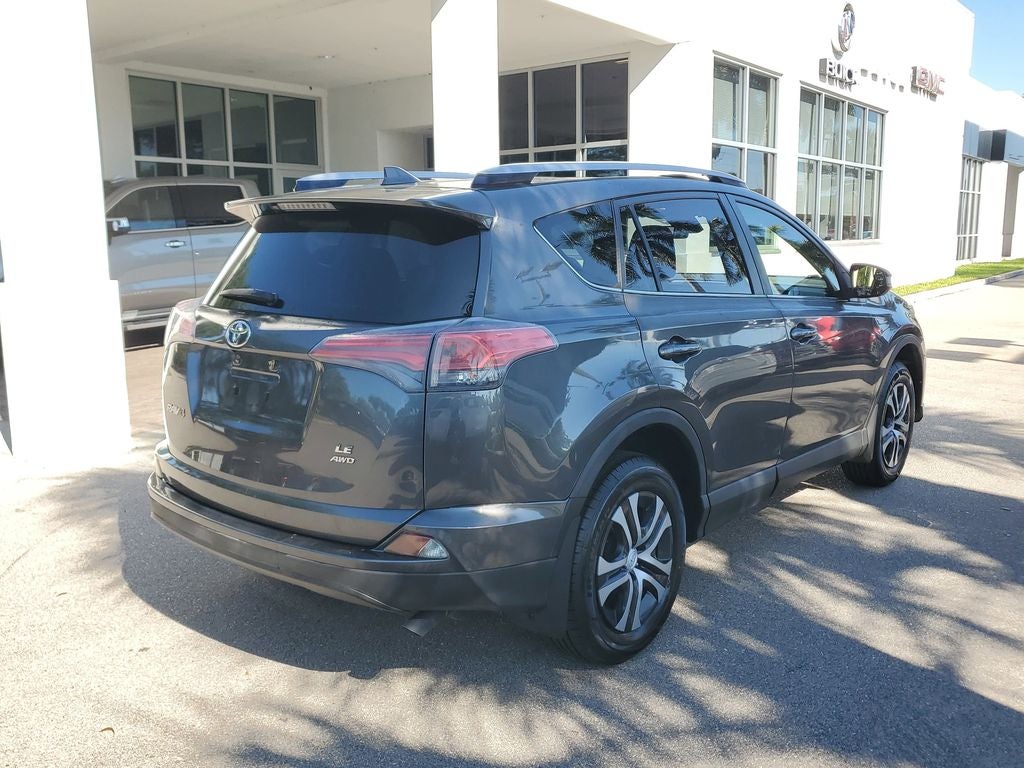 2017 Toyota RAV4 LE