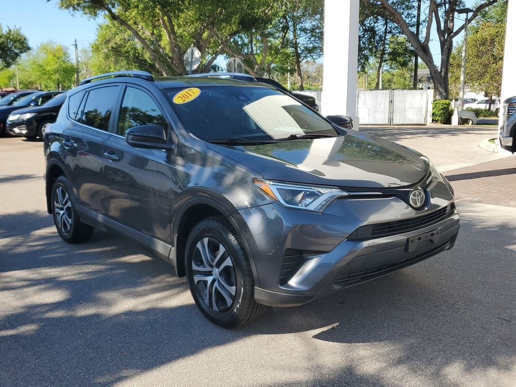 2017 Toyota RAV4 LE